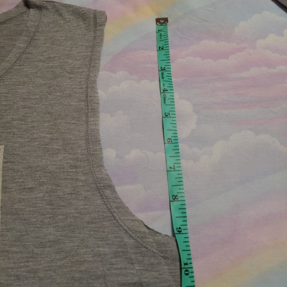 NWOT Snoopy Rock The Vote Tank - Picture 8 of 9